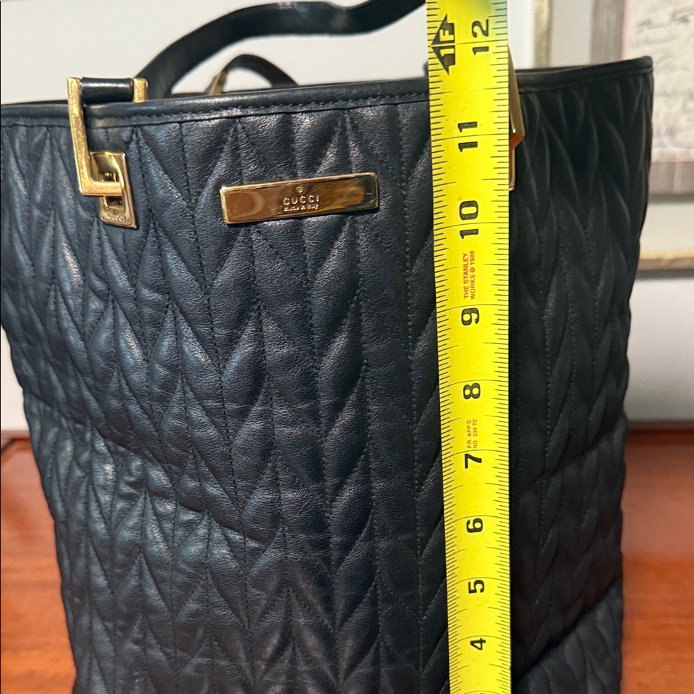 Authentic Black Gucci Quilted Leather Tote with Gold Hardware & GG wallet - Picture 5 of 16